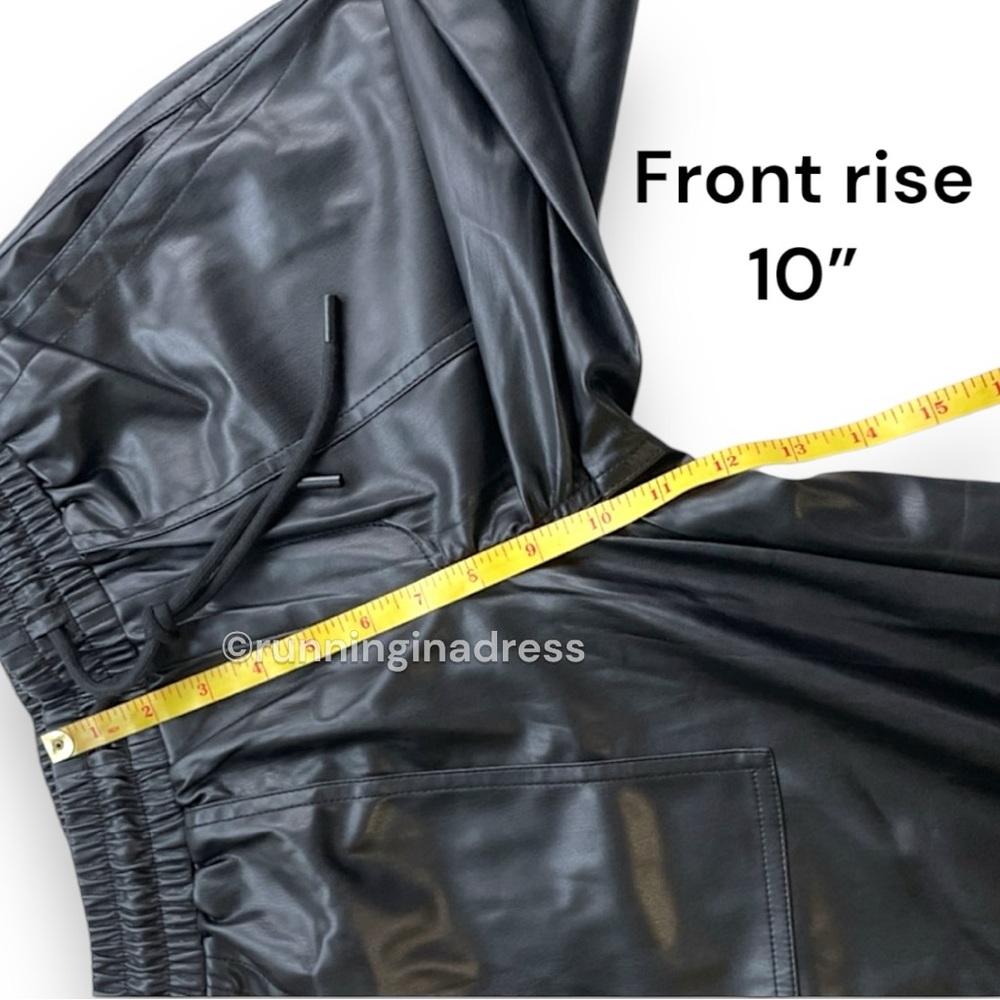 NWT BlankNYC Vegan Leather Joggers In Color Black Size 25 - Picture 9 of 11